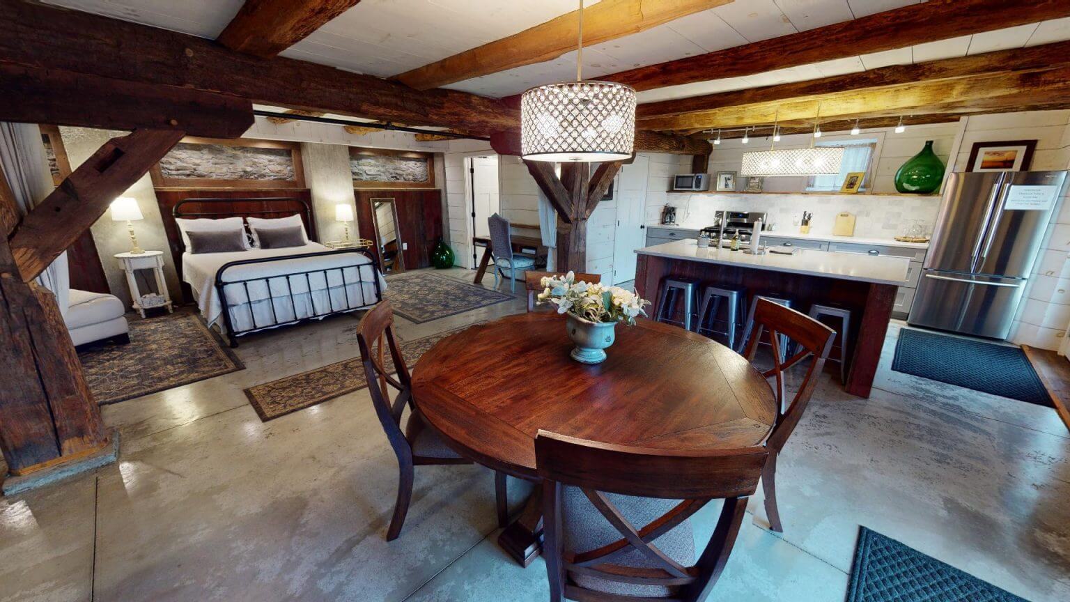 Vineyard Guest Barn 18